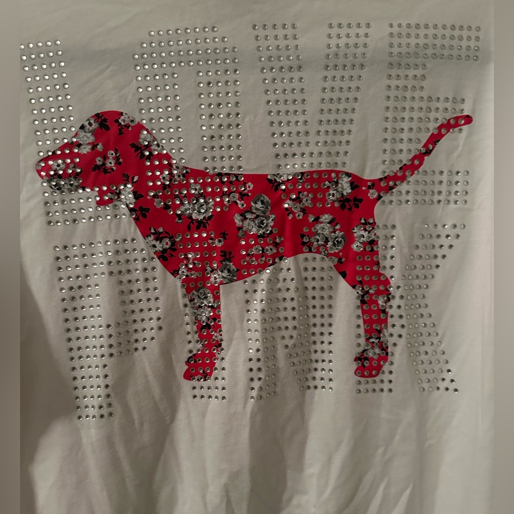 Nwt Pink red floral dog and pink in rhinestone LS T.